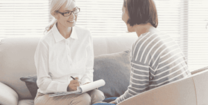 Psiquiatra ou psicólogo? Entenda a diferença entre eles e quando procurar cada um